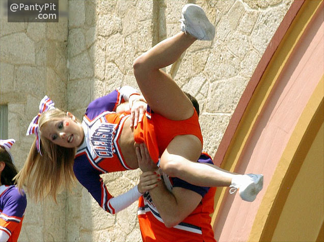 brian lee mclaughlin recommends cheerleader crotch shots albert basile add Creampei thais photo