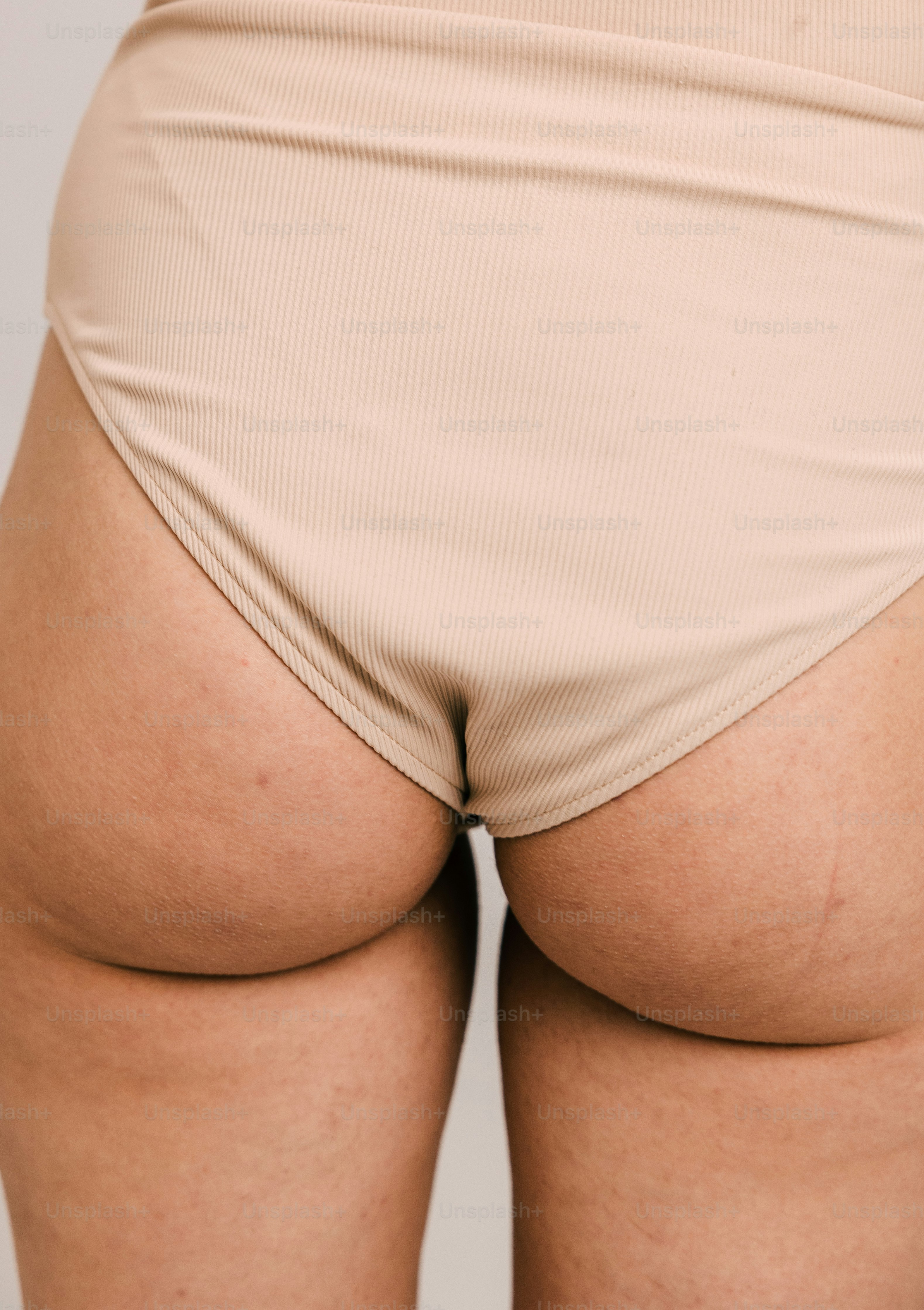 damion arnold recommends public butt cheeks dakota hanks add Free black mobile porn photo
