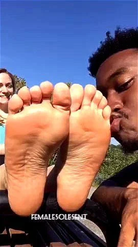 dina bambina recommends Voyuer nude courtney robins add foot worship in public photo