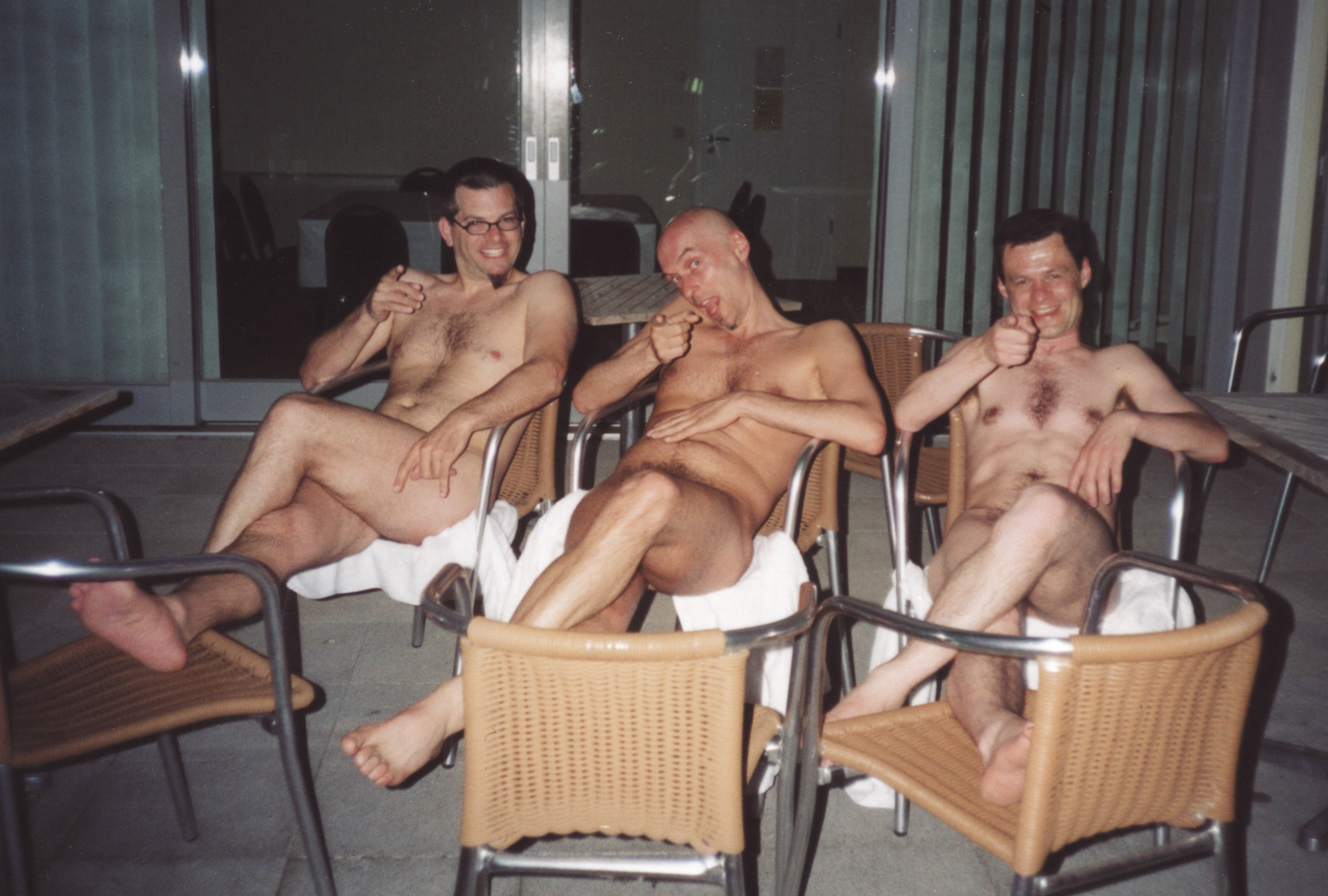 daisha walker recommends Videos pornos de abuelas decharon mulat add naked men in a sauna photo