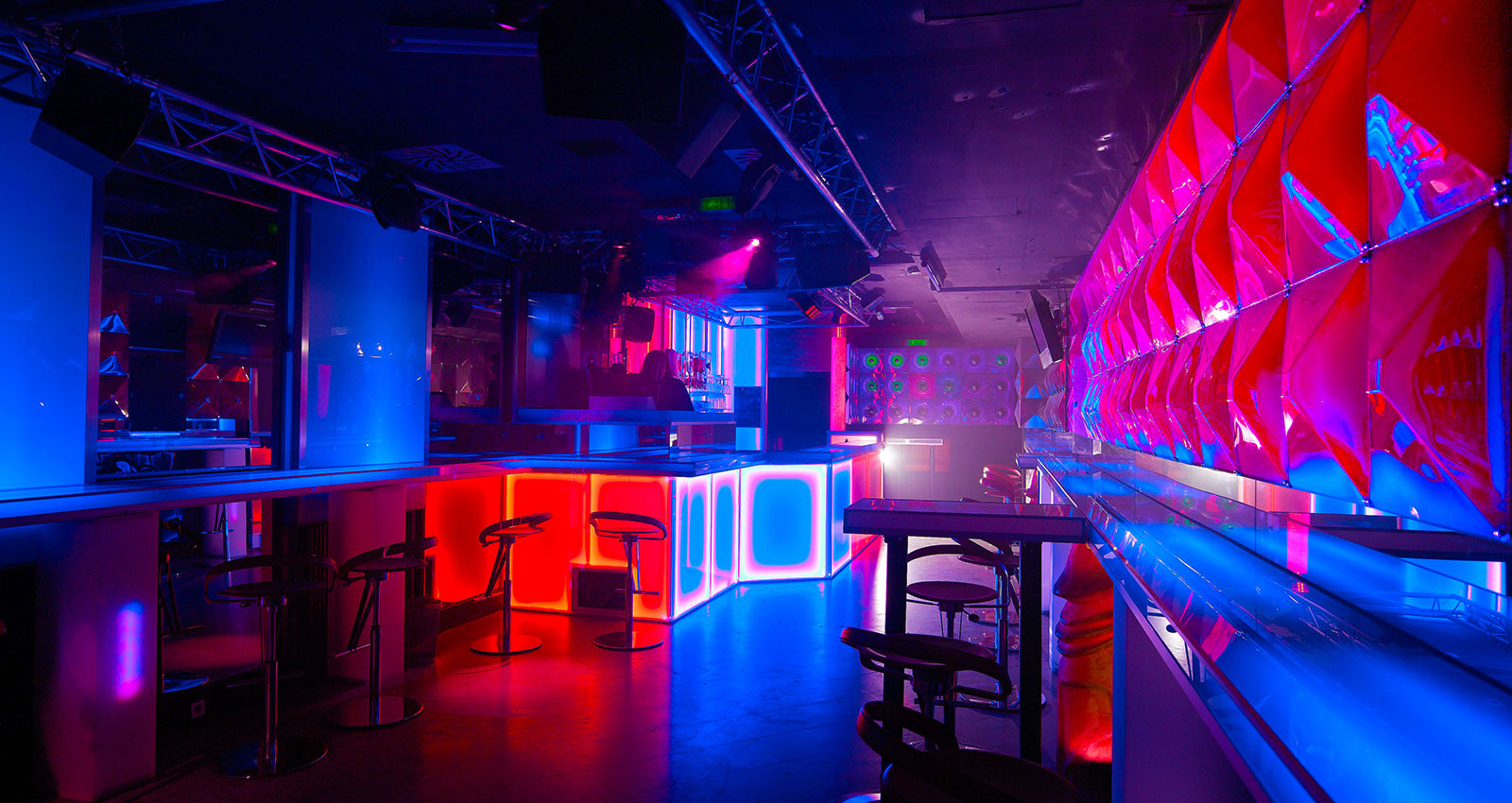 chris henkel recommends swinger club vienna adrienne crowley add swinger club vienna image